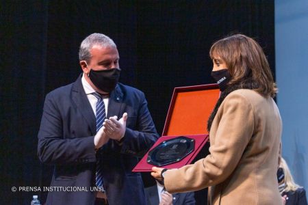 210511-Premio-Polo-Godoy-Rojo-2020-José-Luis-Rosas-y-2021-Gustavo-Romero-Borri-Mención-Subprograma-de-Intercolegiales-Culturales-47-7