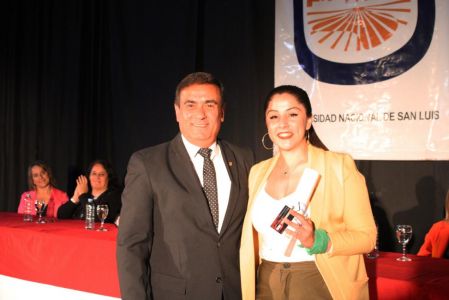 Egresados-mayo-2022 (19)