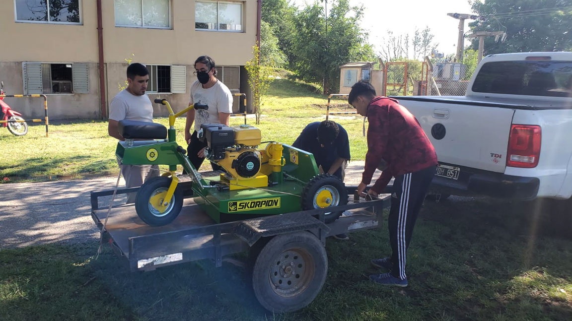 tractor